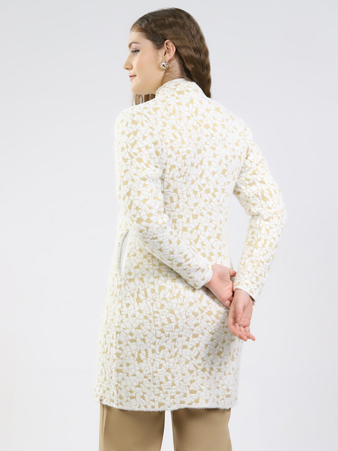 Women White Printed Round Neck Full Sleeve Knitted Coat