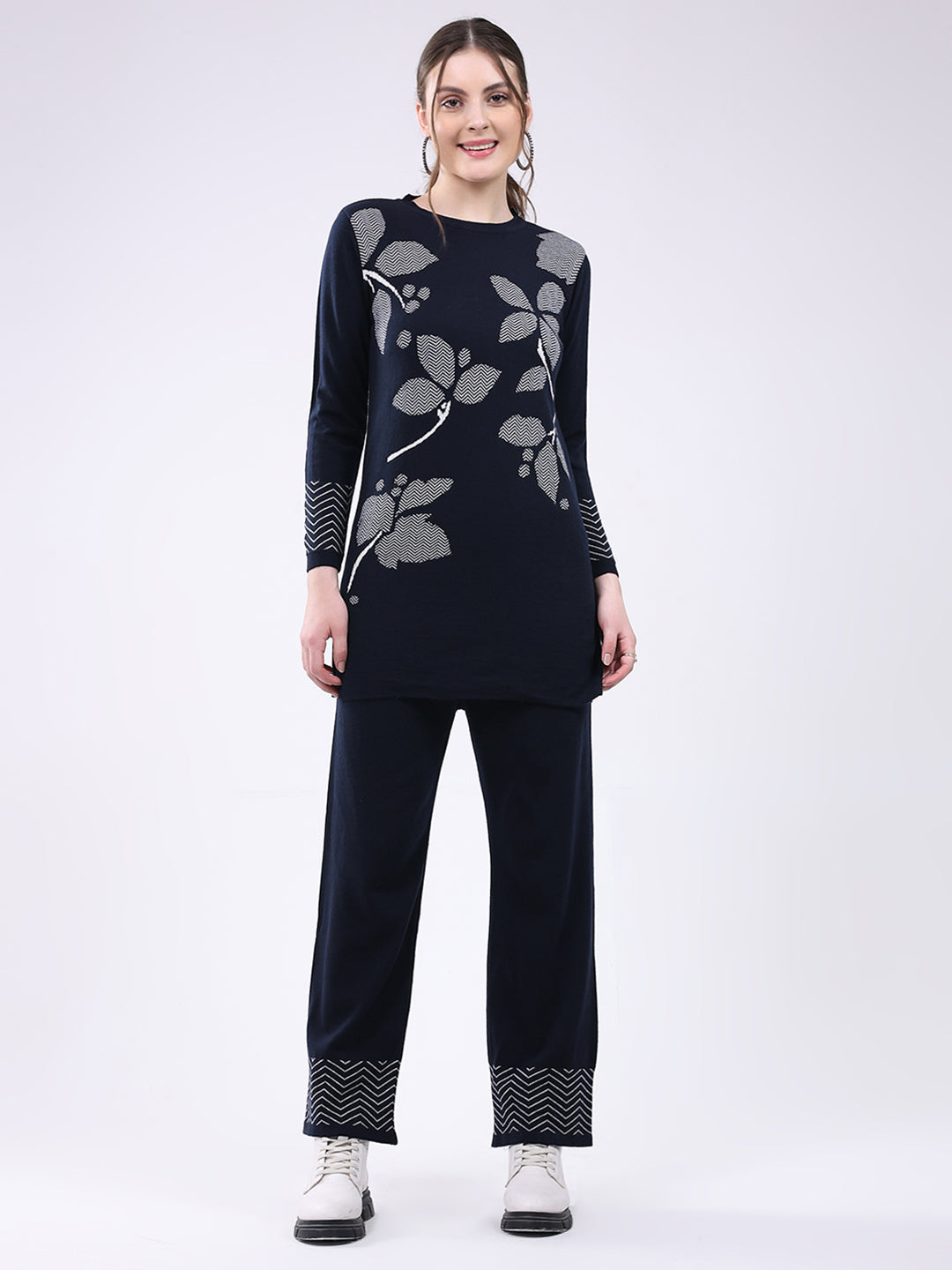 Women Navy Blue Self Design Round Neck Full Sleeve Cords Set