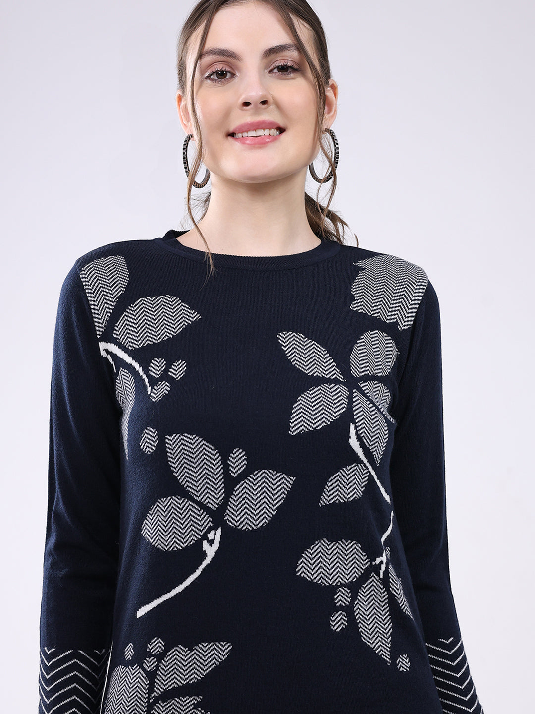 Women Navy Blue Self Design Round Neck Full Sleeve Cords Set