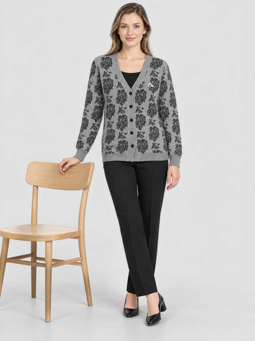 Women Grey Jacquard V Neck Full Sleeve Cardigan