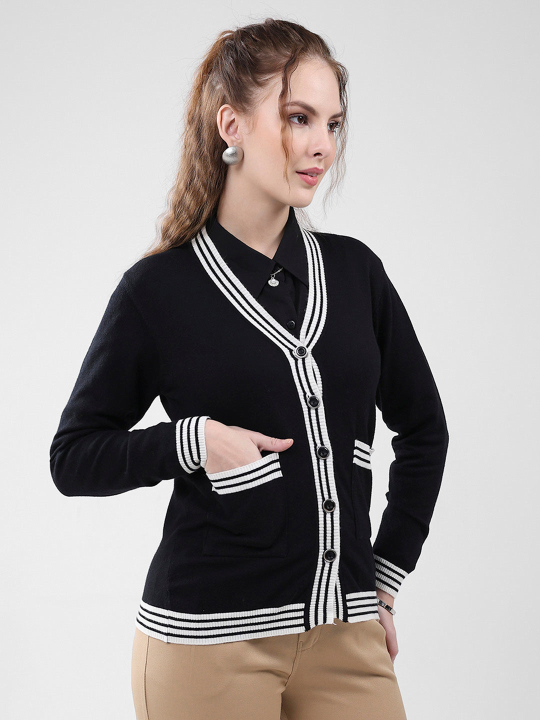 Women Black Solid V Neck Full Sleeve Cardigan