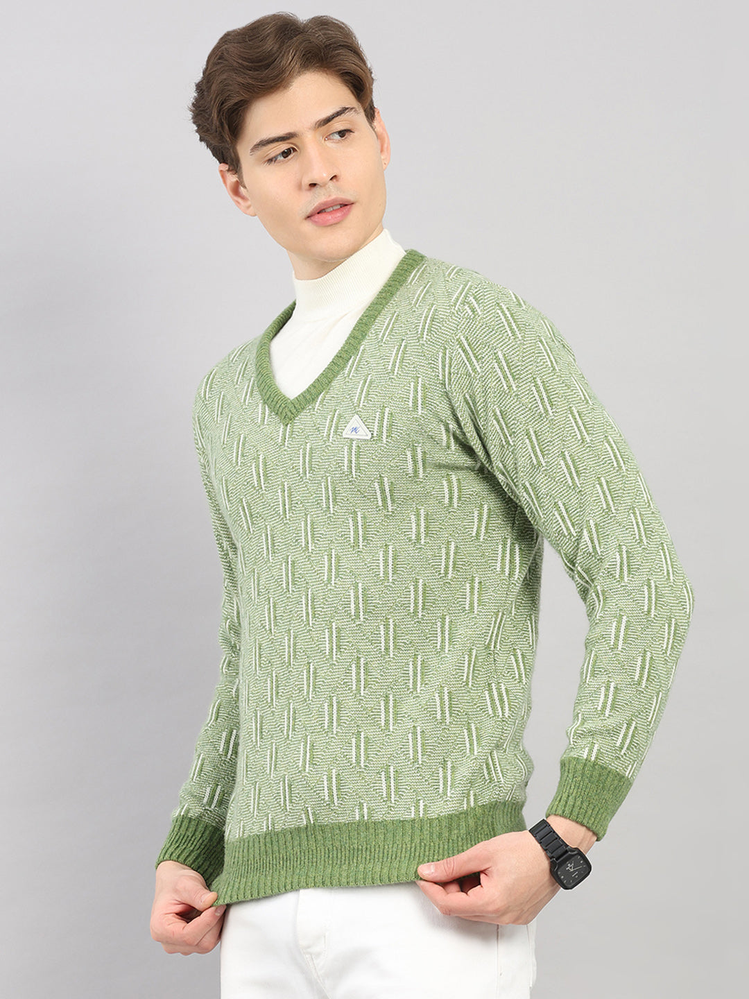 Men Green Self Design V Neck Full Sleeve Pullover