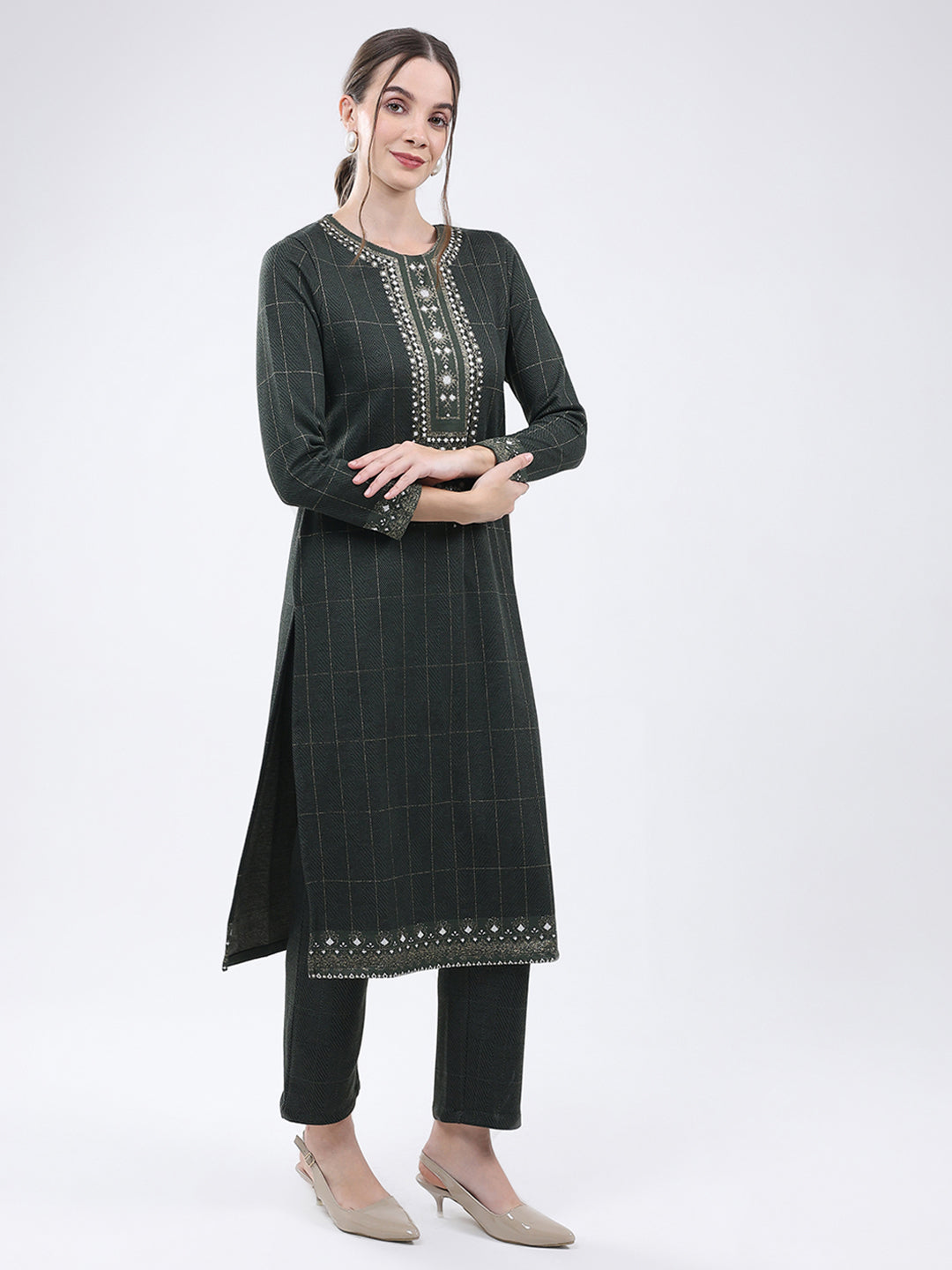 Women Green Self Design Round Neck Full Sleeve Kurti Set for Winter