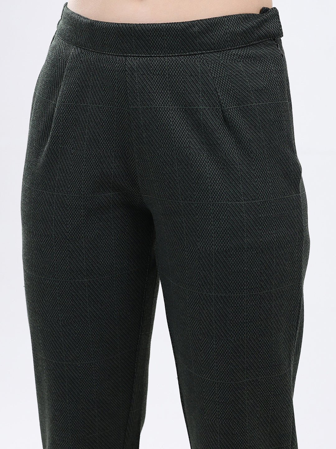 Women Green Self Design Round Neck Full Sleeve Kurti Set for Winter