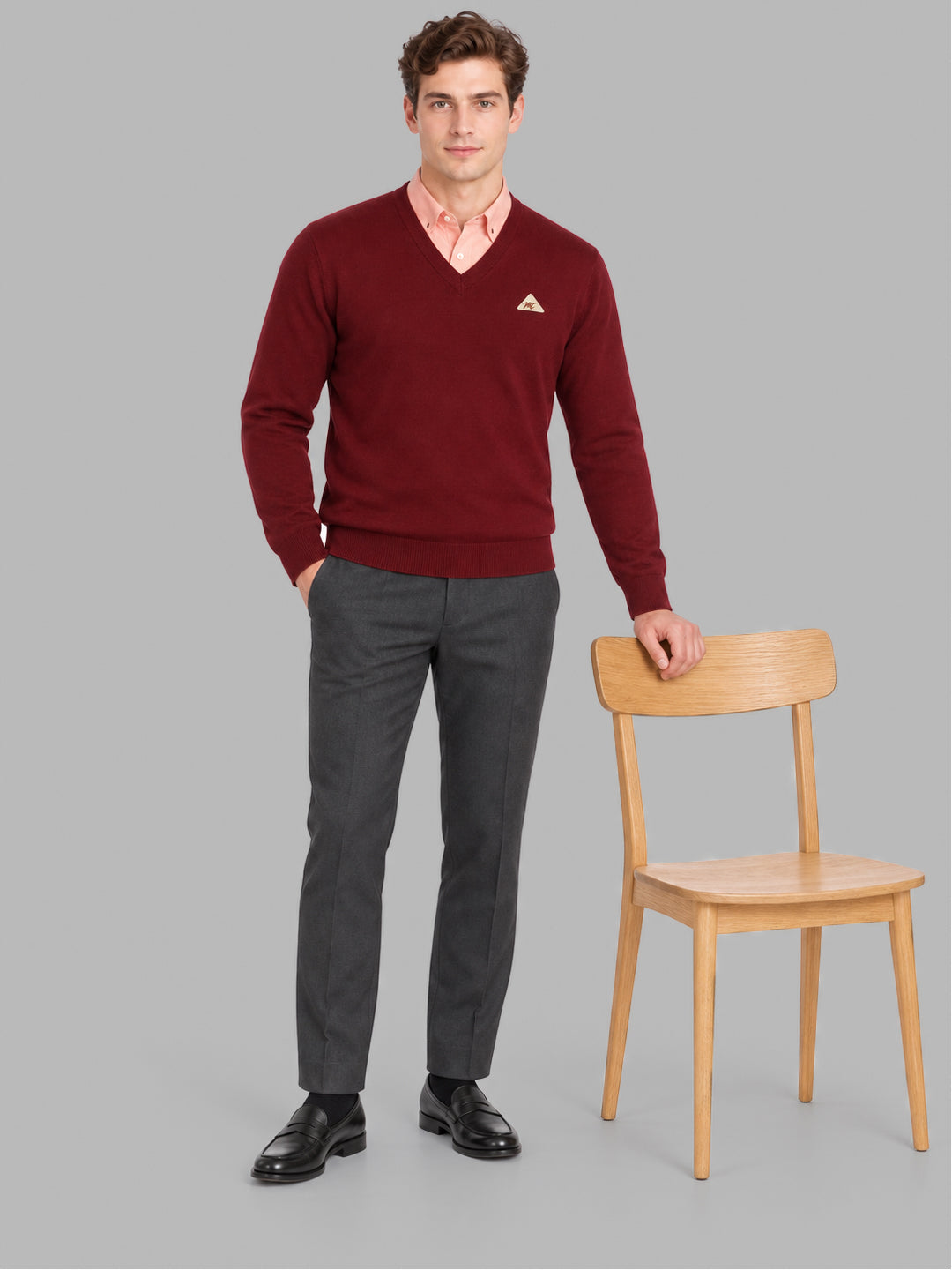 Men Maroon Solid V Neck Full Sleeve Pullover
