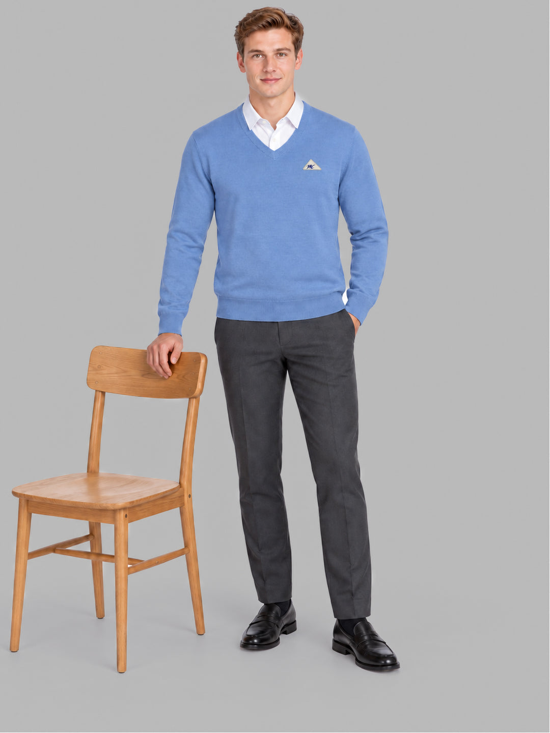 Men Blue Solid V Neck Full Sleeve Pullover