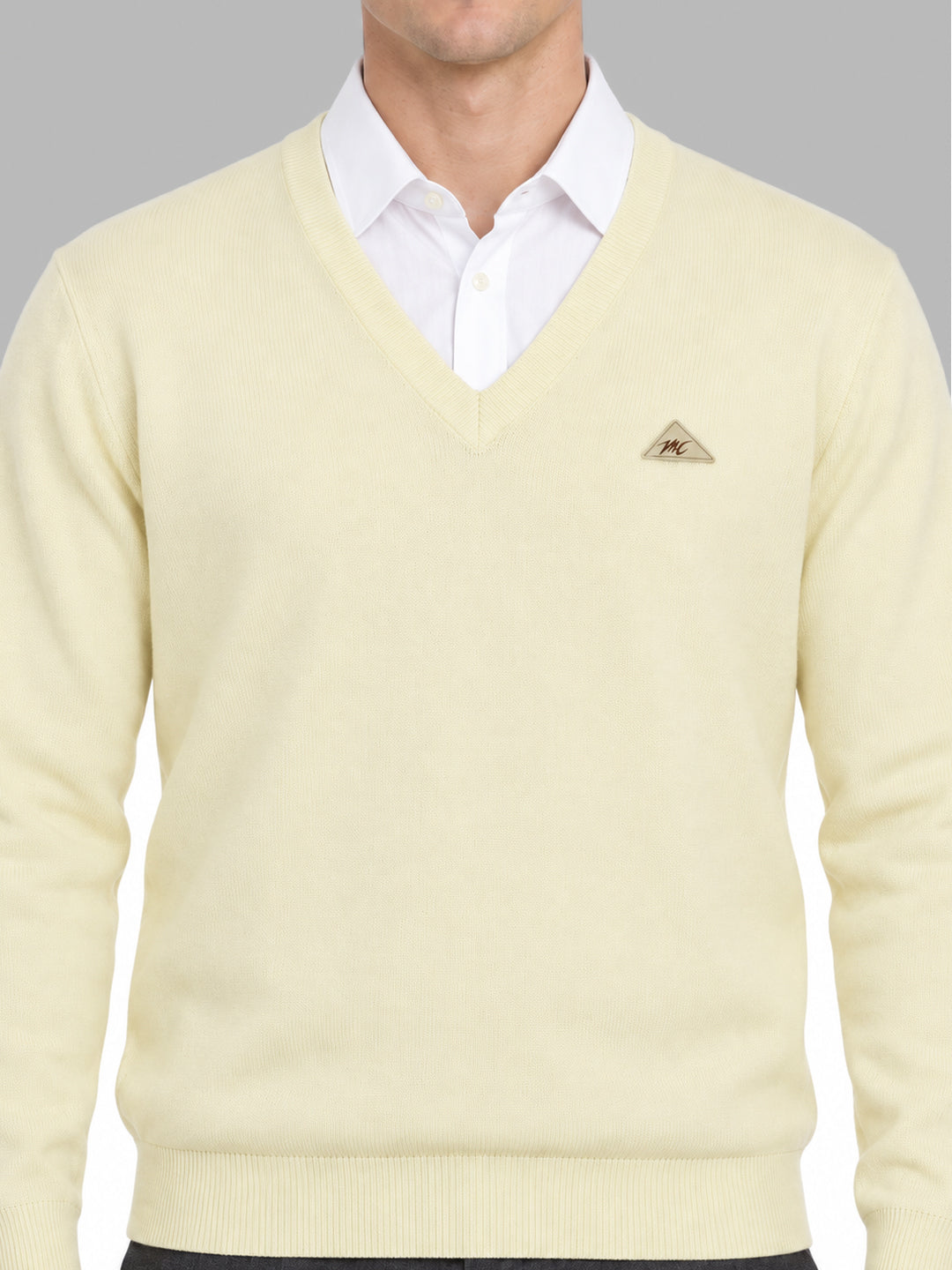 Men Cream Solid V Neck Full Sleeve Pullover
