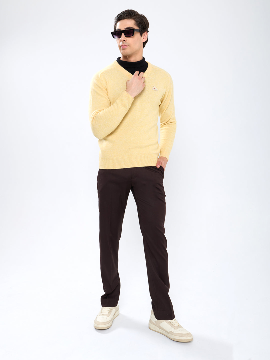 Men Yellow Solid V Neck Full Sleeve Pullover