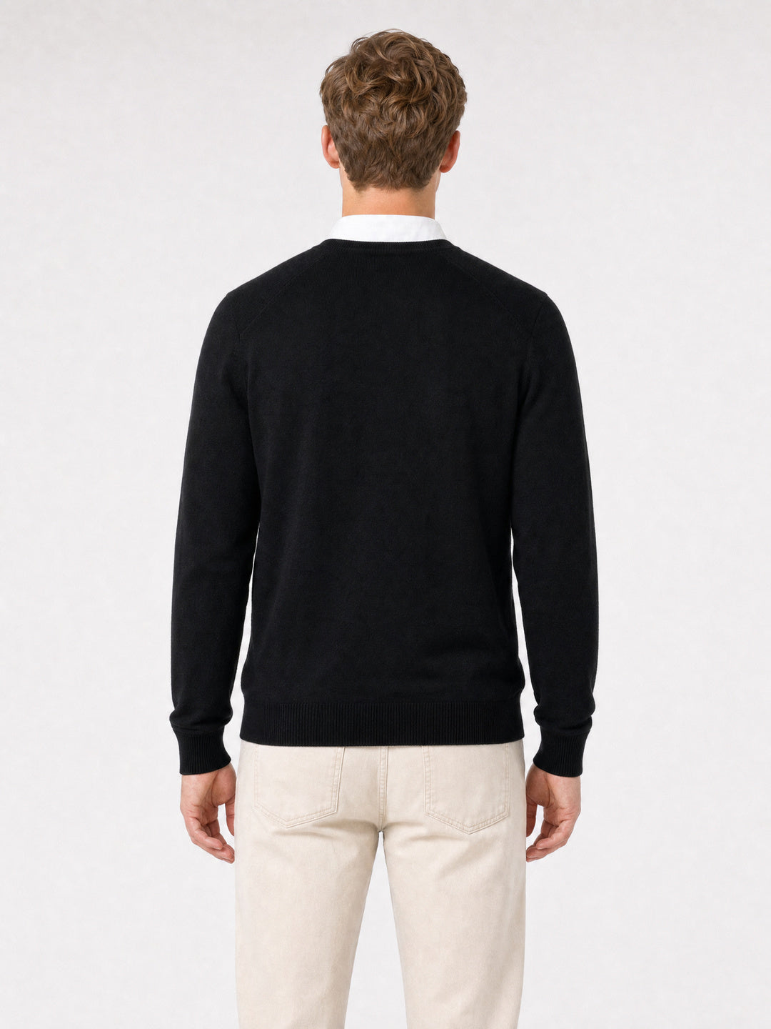 Men Black Solid V Neck Full Sleeve Pullover