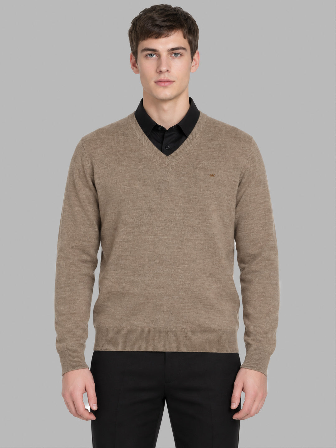 Men Brown Solid V Neck Full Sleeve Pullover
