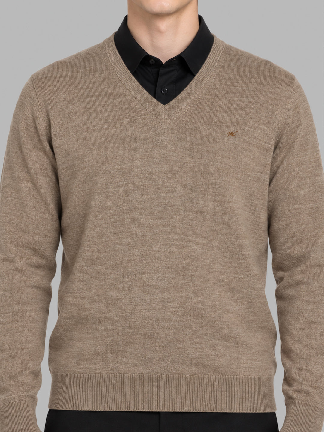Men Brown Solid V Neck Full Sleeve Pullover