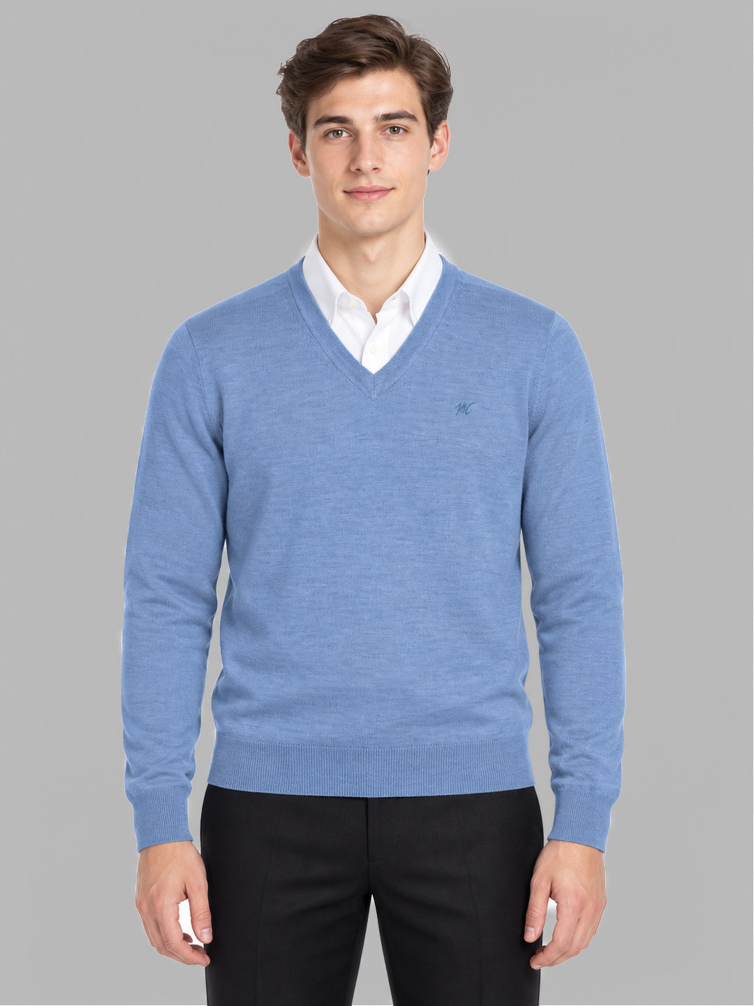 Men Blue Solid V Neck Full Sleeve Pullover