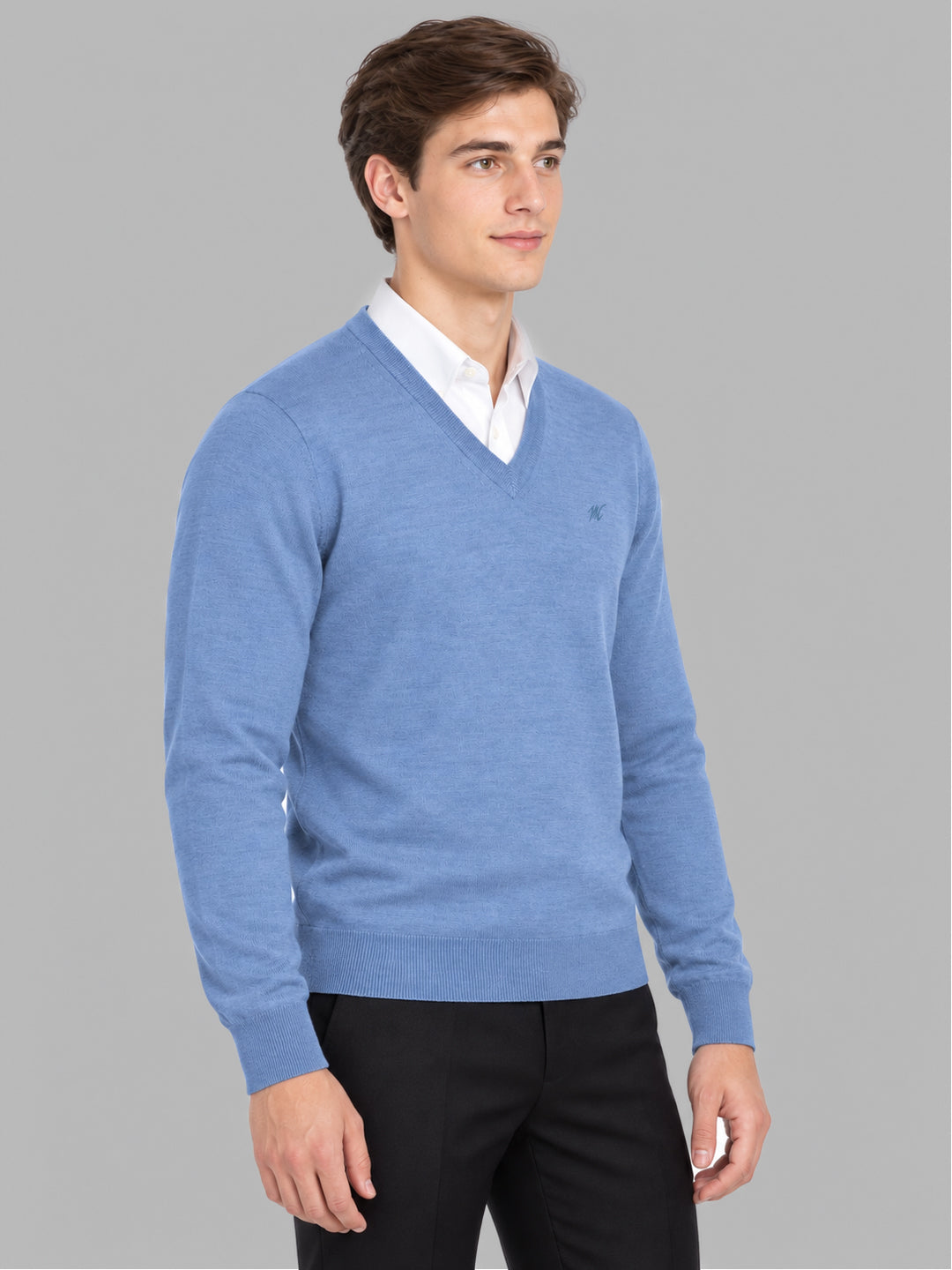 Men Blue Solid V Neck Full Sleeve Pullover