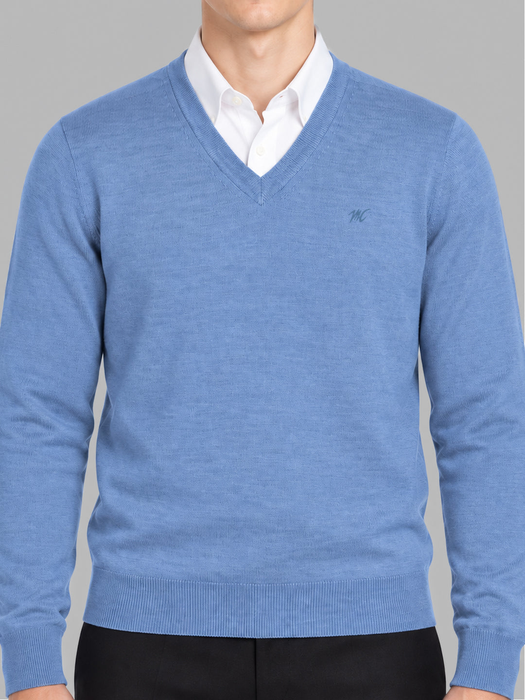 Men Blue Solid V Neck Full Sleeve Pullover