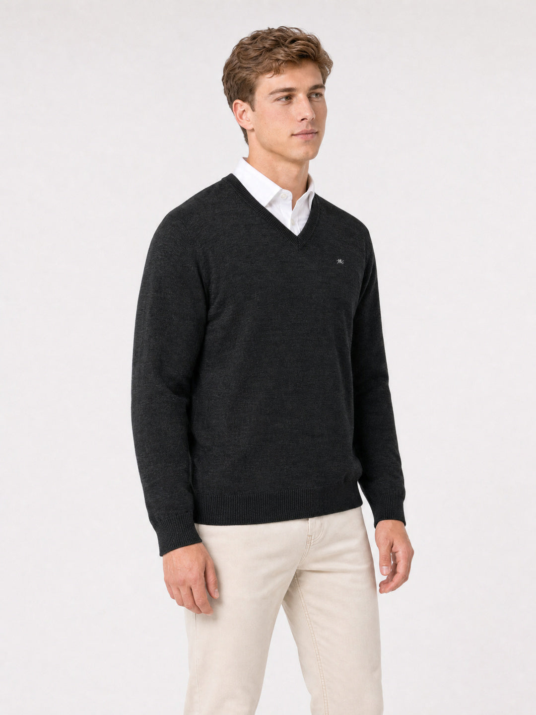 Men Grey Solid V Neck Full Sleeve Pullover