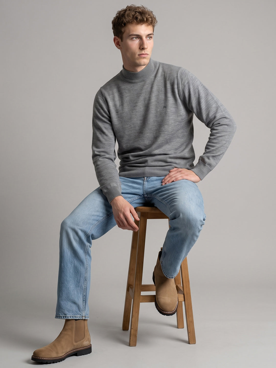 Men Grey Solid Turtle Neck Full Sleeve Pullover