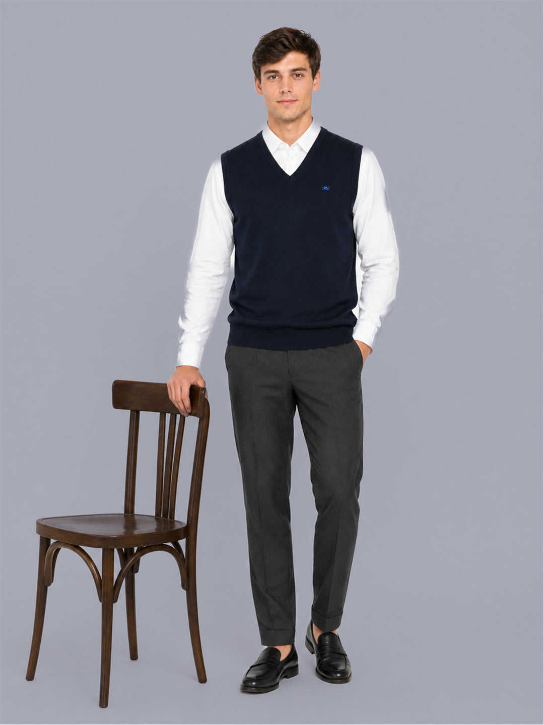 Men Navy Blue Solid V Neck Sleeveless Sweater