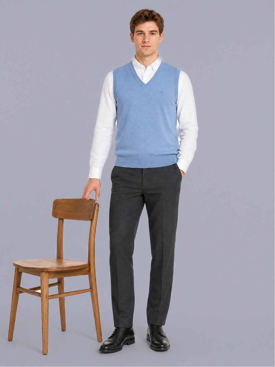 Men Blue Solid V Neck Sleeveless Sweater