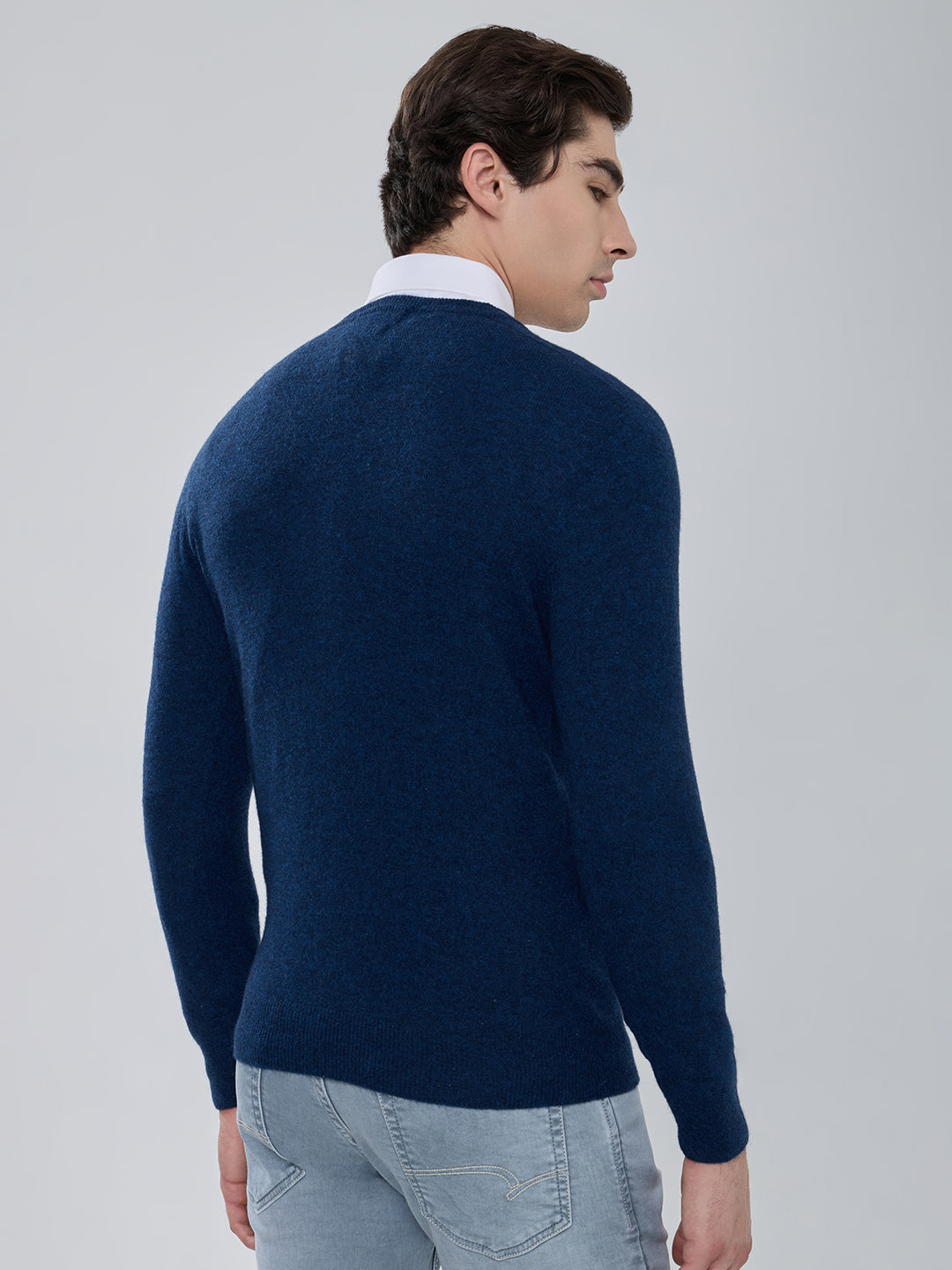 Men Royal Blue Solid V Neck Full Sleeve Pullover