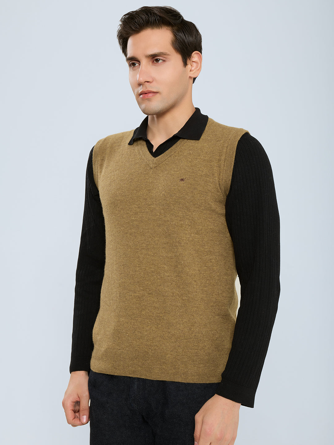 Men Khaki & Olive Solid V Neck Sleeveless Sweater