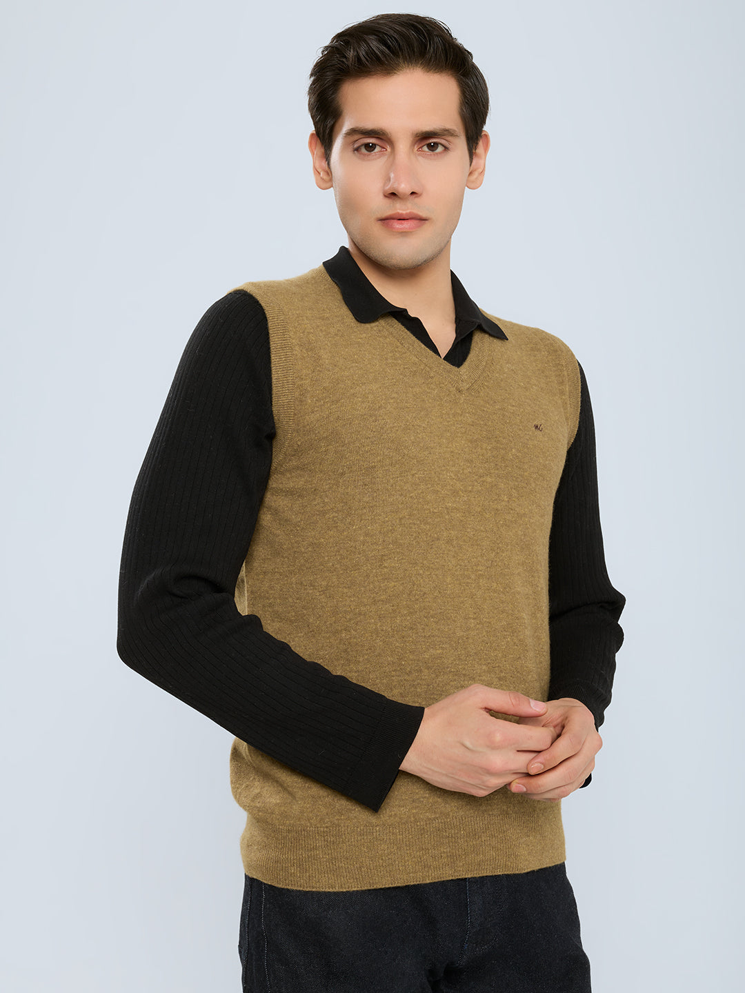 Men Khaki & Olive Solid V Neck Sleeveless Sweater