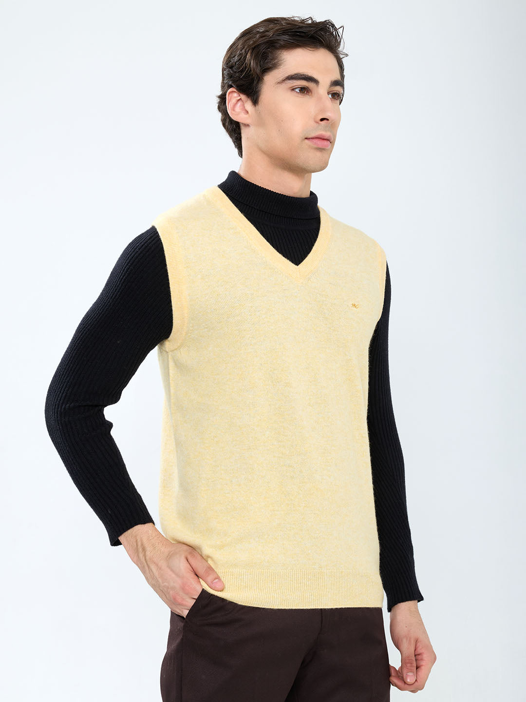 Men Yellow Solid V Neck Sleeveless Sweater