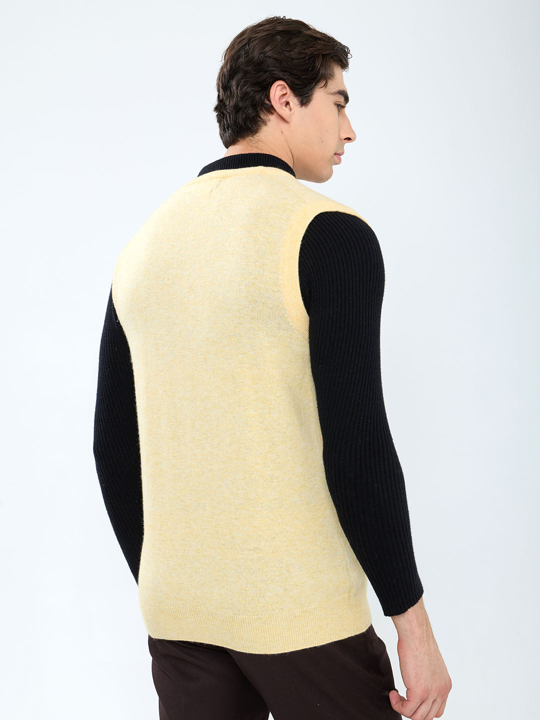 Men Yellow Solid V Neck Sleeveless Sweater