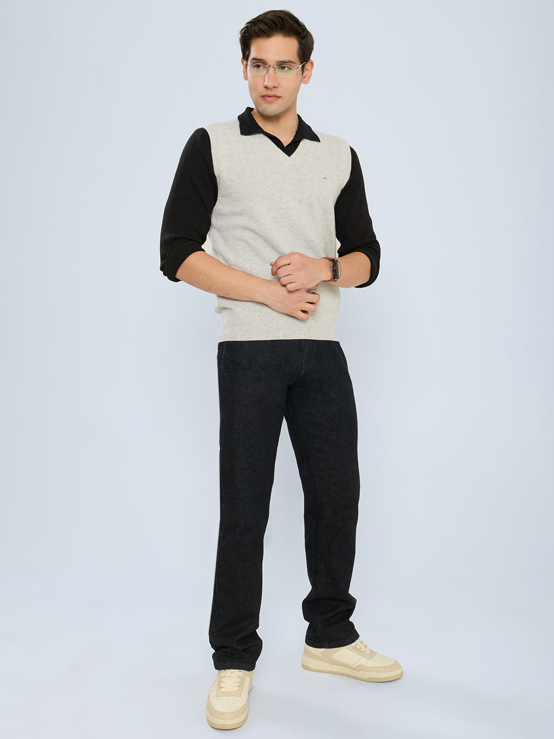 Men Grey Solid V Neck Sleeveless Sweater