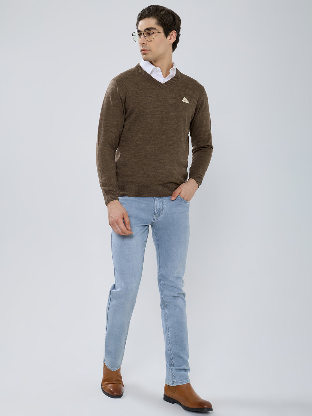 Men Brown Solid V Neck Full Sleeve Pullover