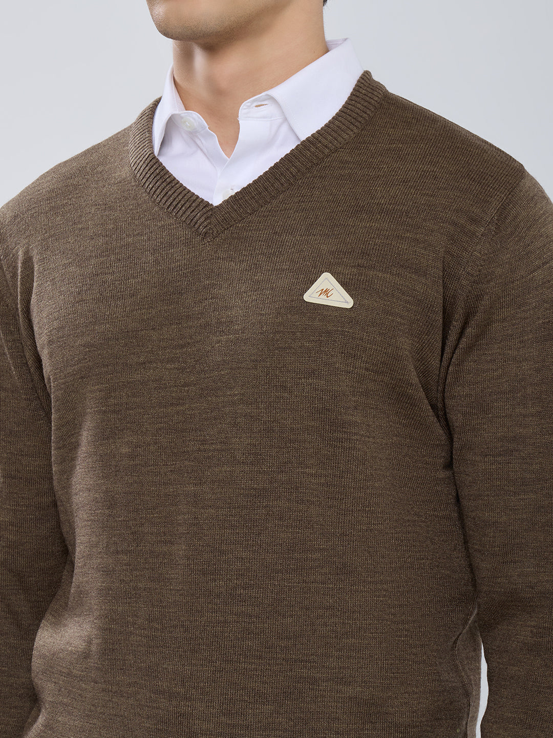Men Brown Solid V Neck Full Sleeve Pullover