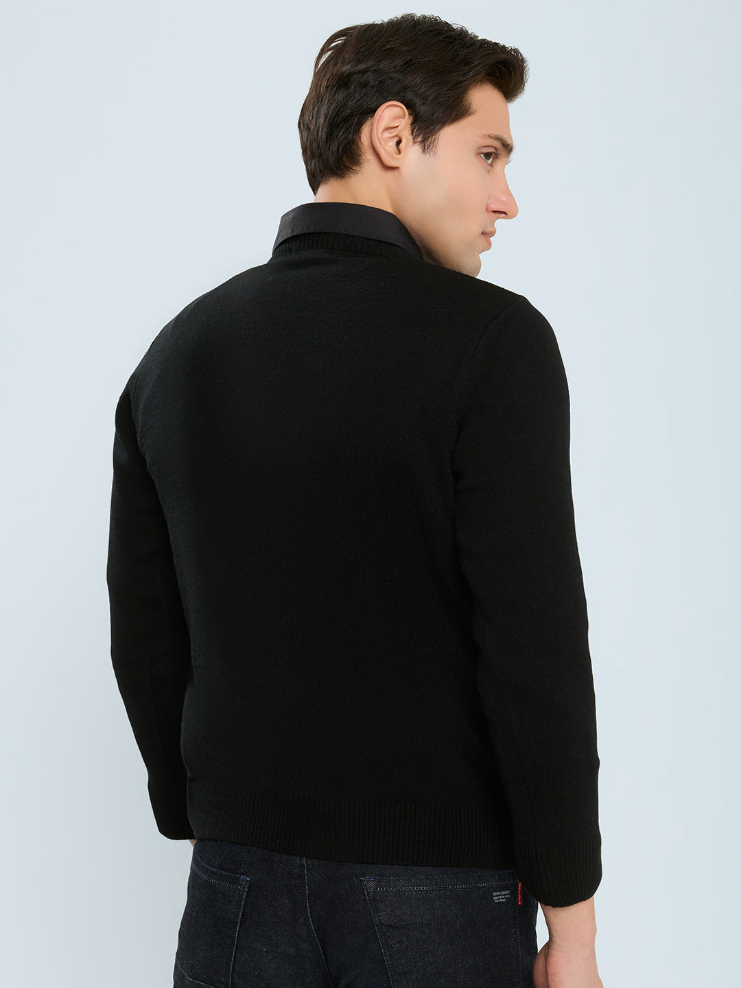 Men Black Solid V Neck Full Sleeve Pullover