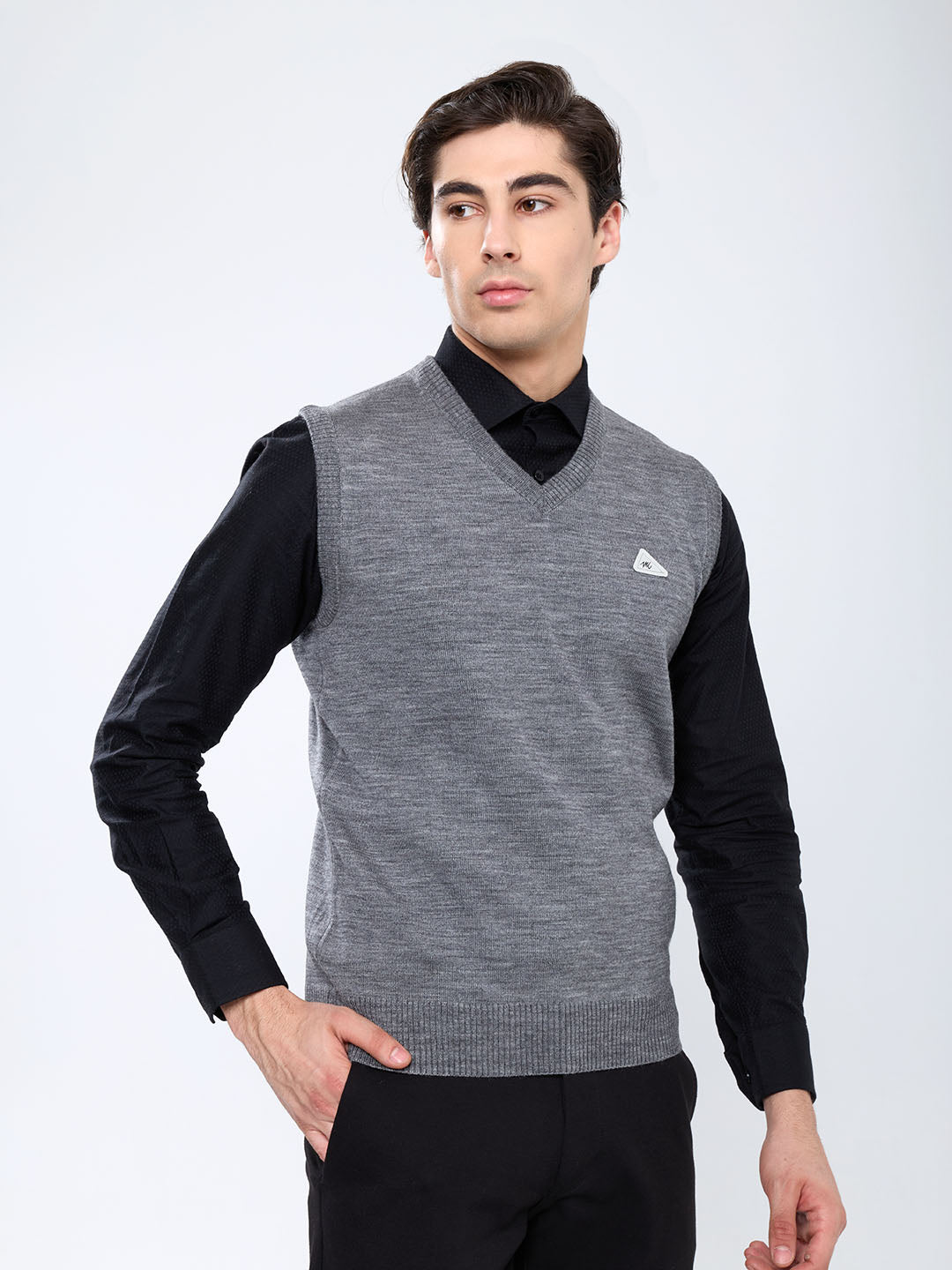 Men Grey Solid V Neck Sleeveless Sweater
