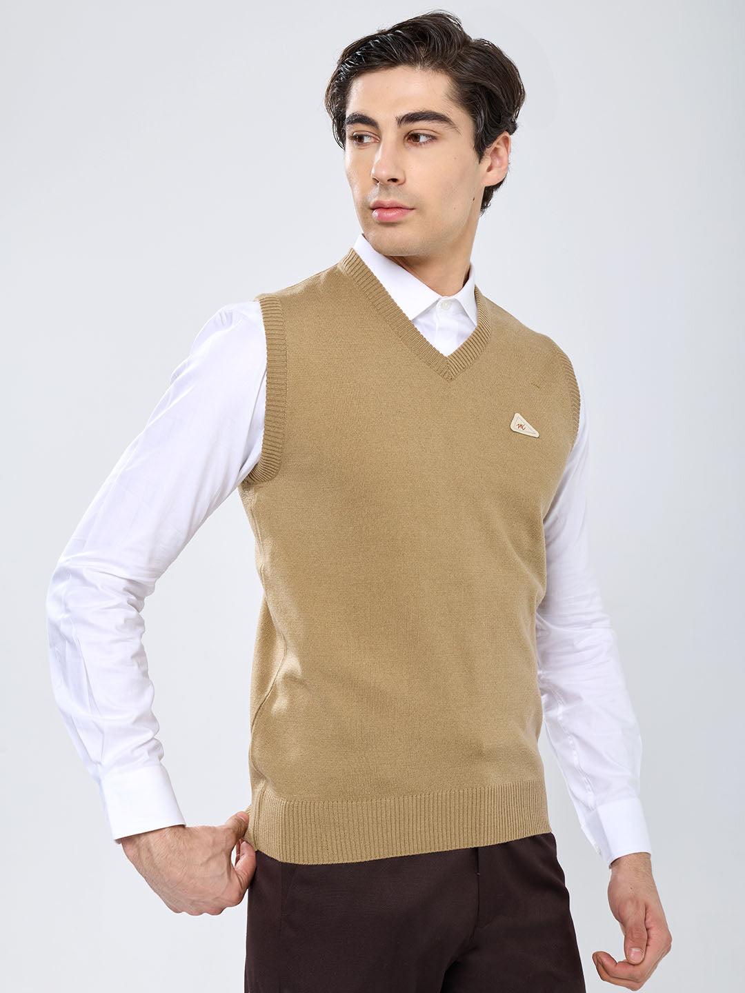 Men Camel Brown Solid V Neck Sleeveless Sweater