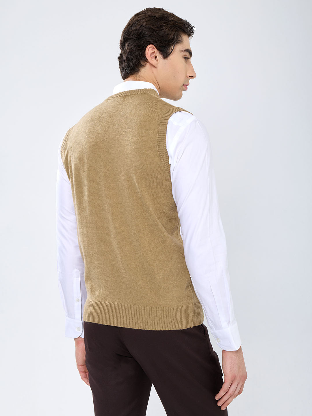 Men Camel Brown Solid V Neck Sleeveless Sweater