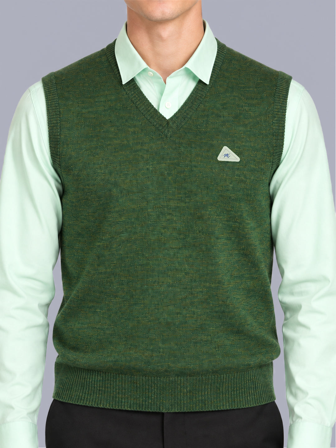 Men Green Solid V Neck Sleeveless Sweater