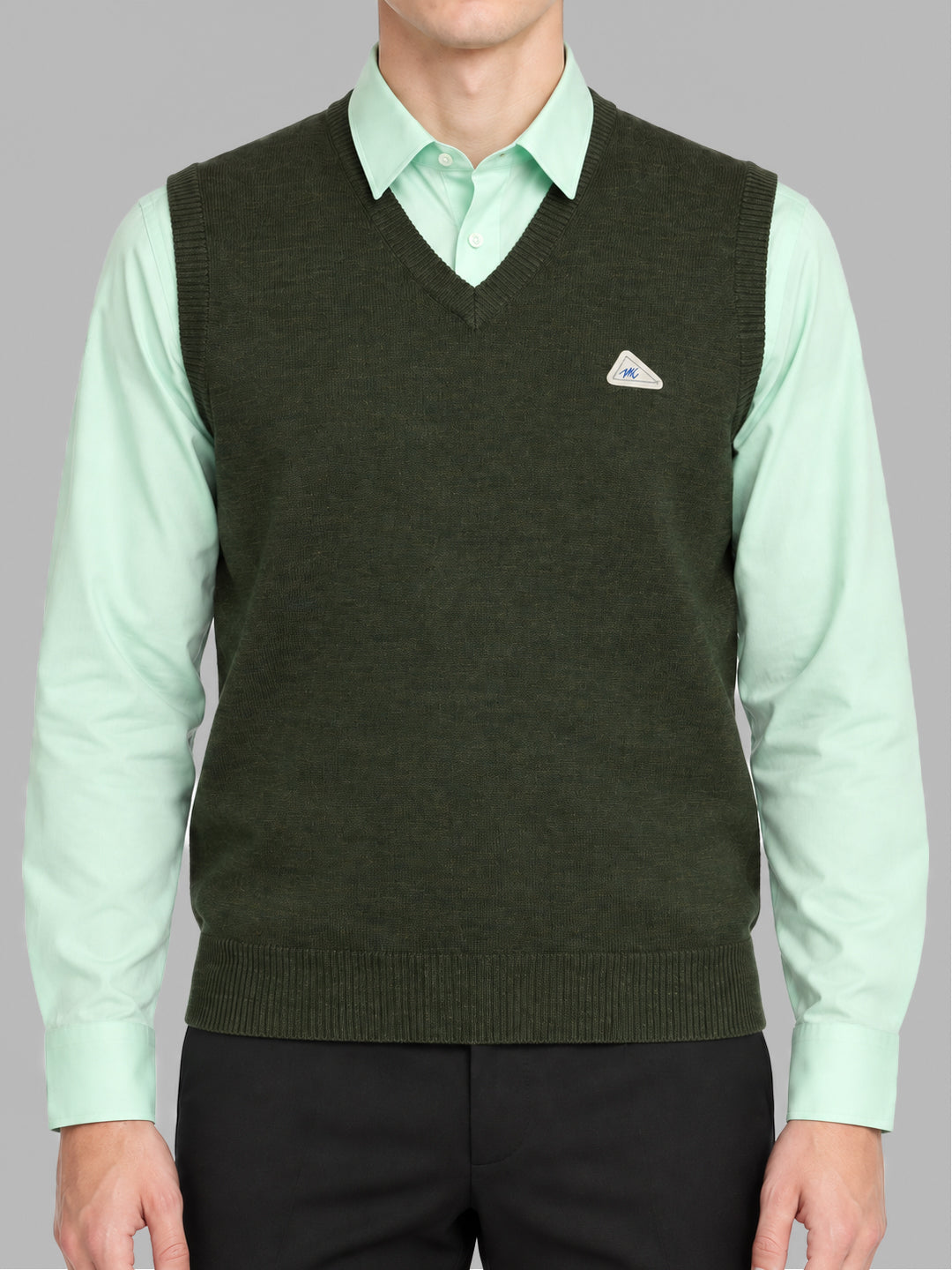 Men Green Solid V Neck Sleeveless Sweater