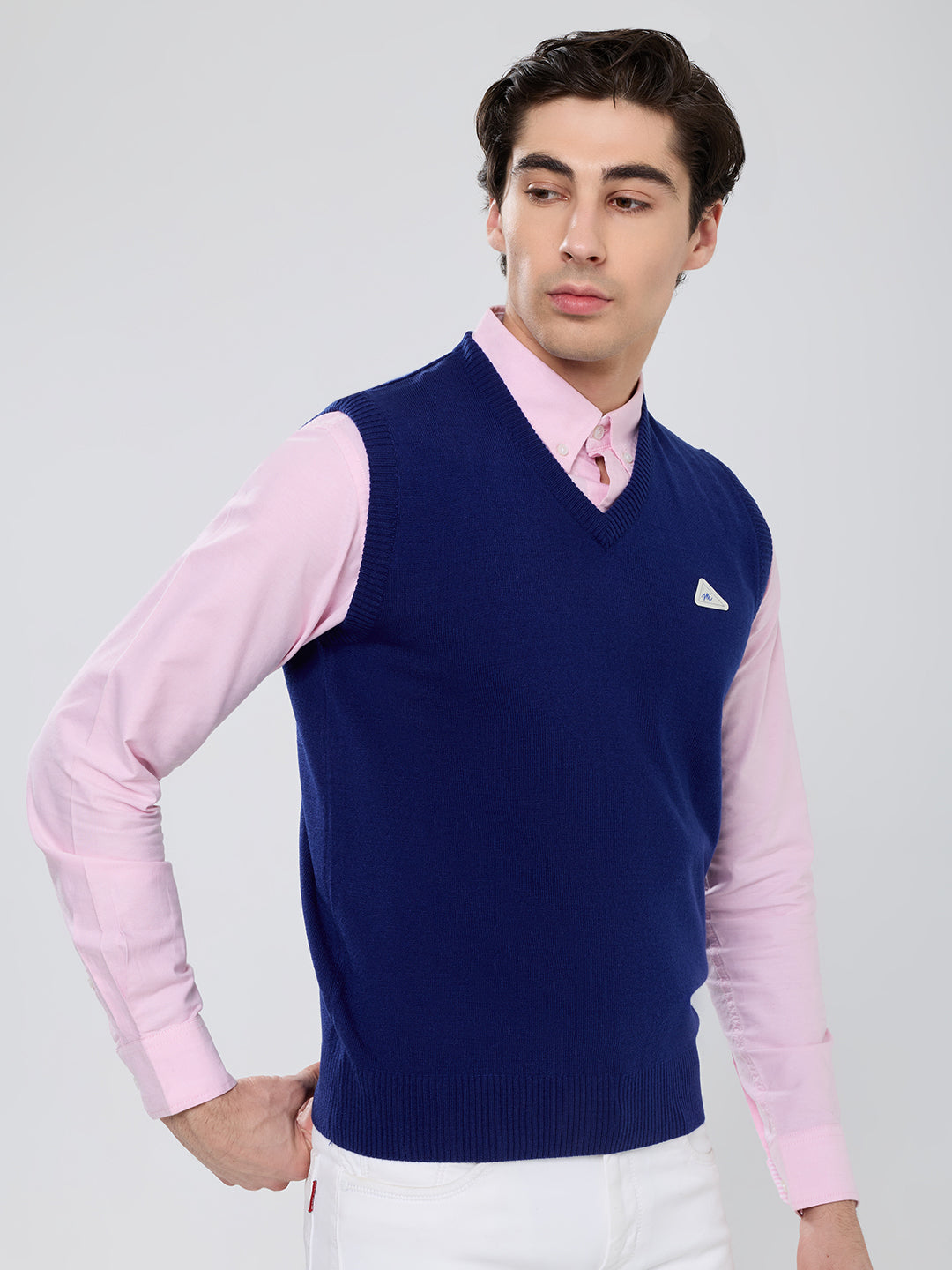 Men Royal Blue Solid V Neck Sleeveless Sweater