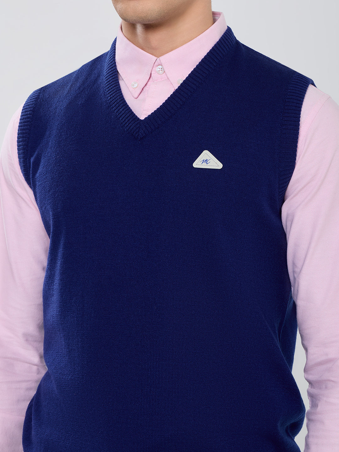 Men Royal Blue Solid V Neck Sleeveless Sweater