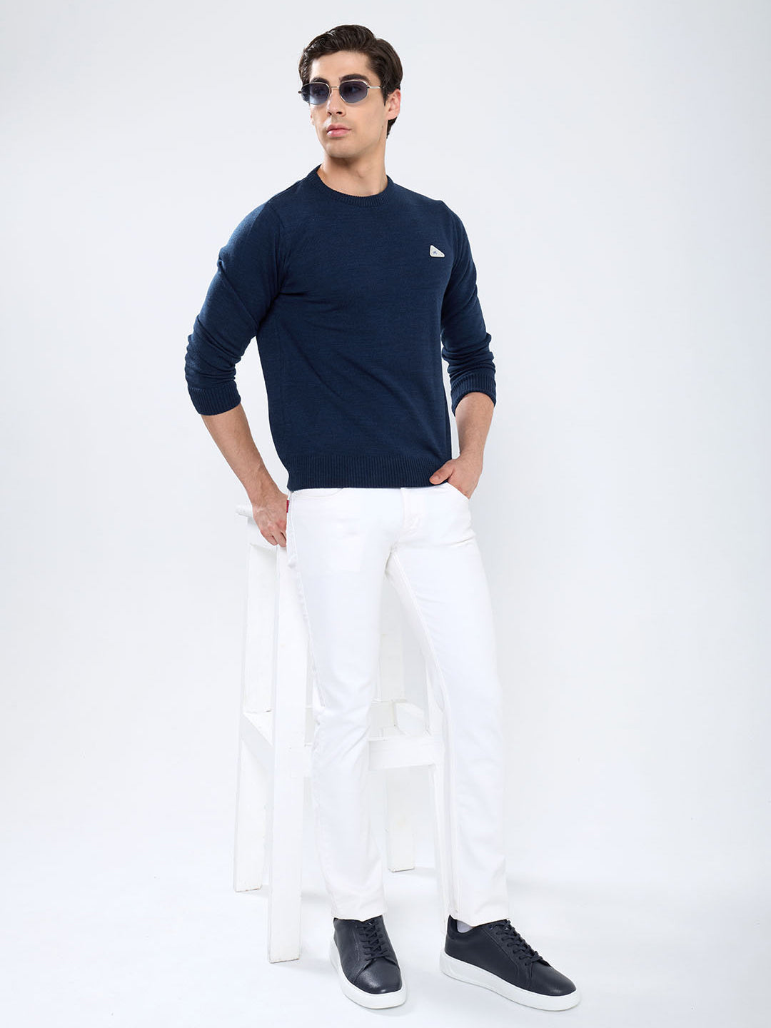 Men Blue Solid Round Neck Full Sleeve Pullover