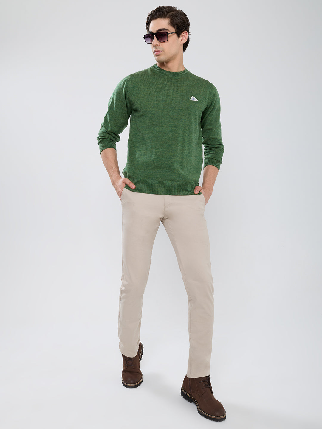 Men Green Solid Round Neck Full Sleeve Pullover