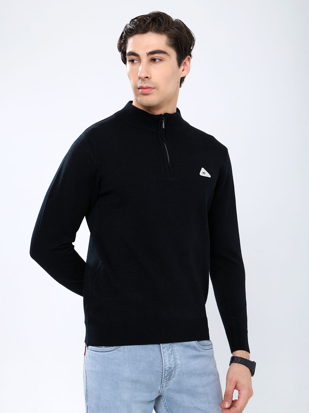 Men Black Solid Collar Full Sleeve Pullover