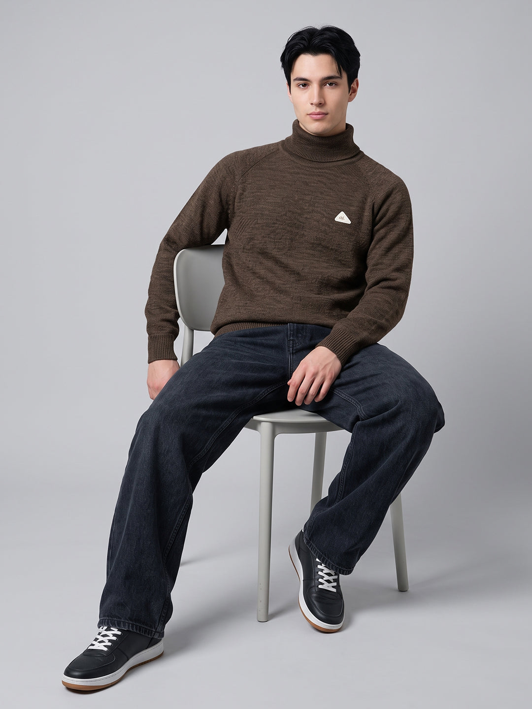 Men Brown Solid Turtle Neck Full Sleeve Pullover