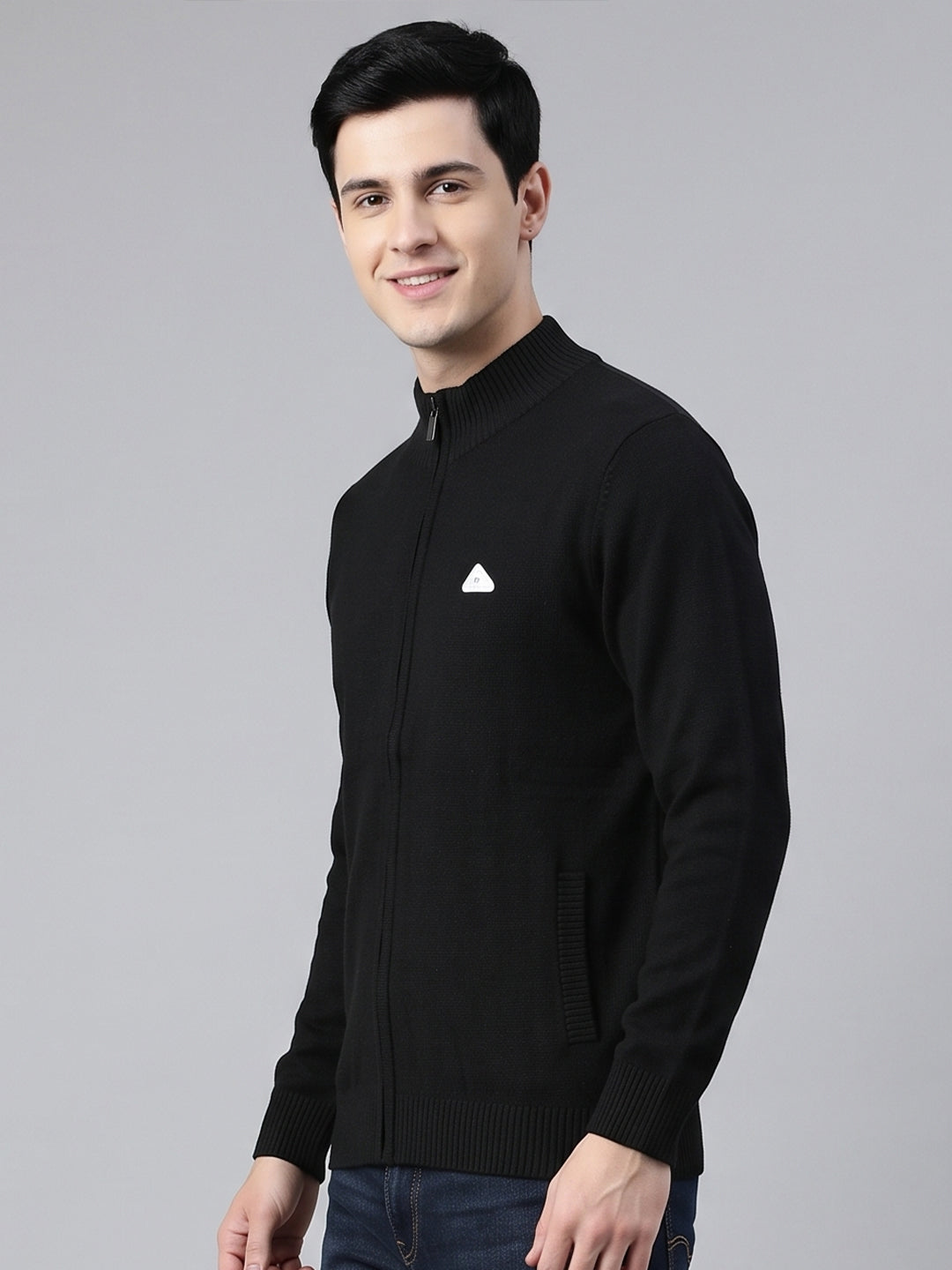 Men Black Solid Turtle Neck Full Sleeve Pullover