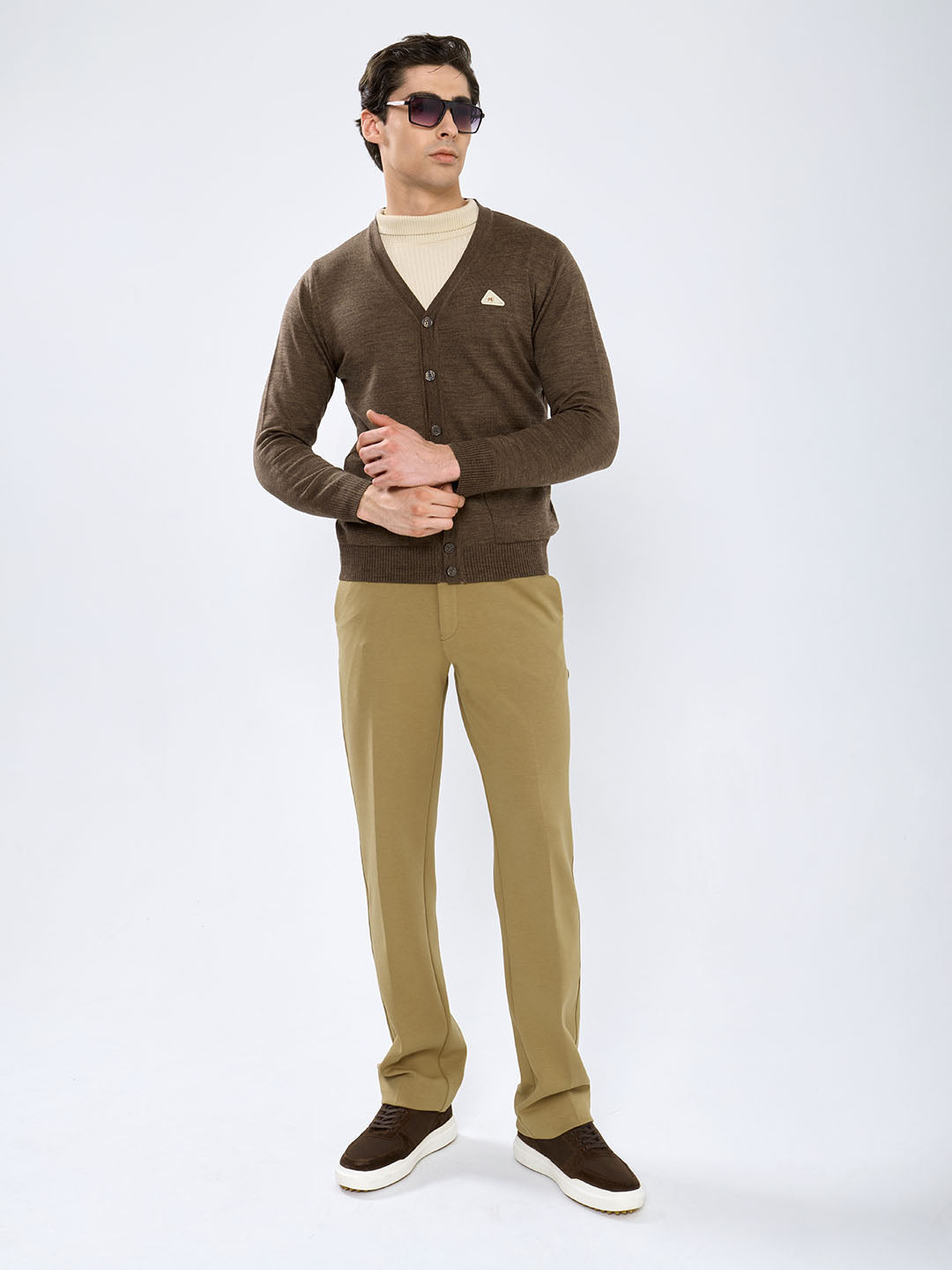 Men Brown Solid V Neck Full Sleeve Cardigan