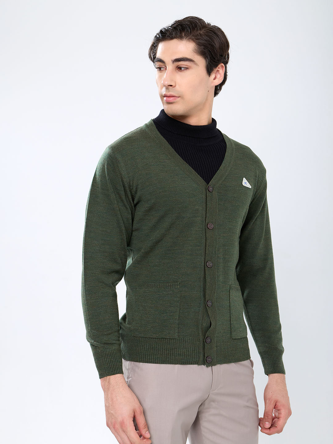 Men Olive Solid V Neck Full Sleeve Cardigan