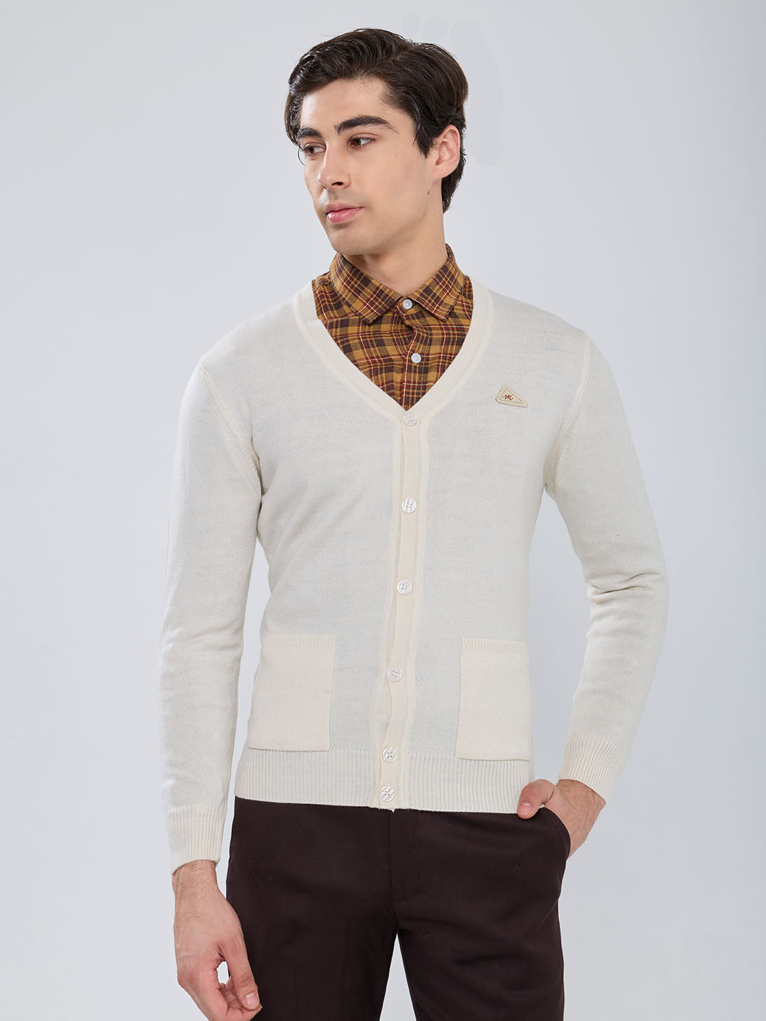 Men Cream Solid V Neck Full Sleeve Cardigan