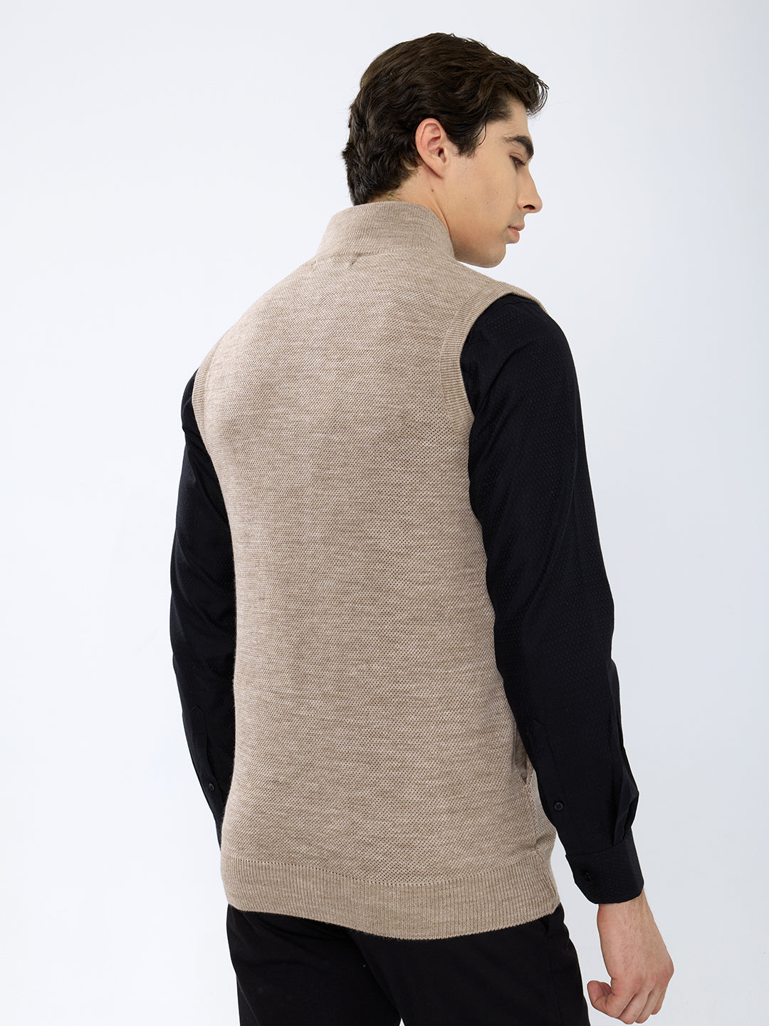 Men Beige Solid Collar Sleeveless Sweater