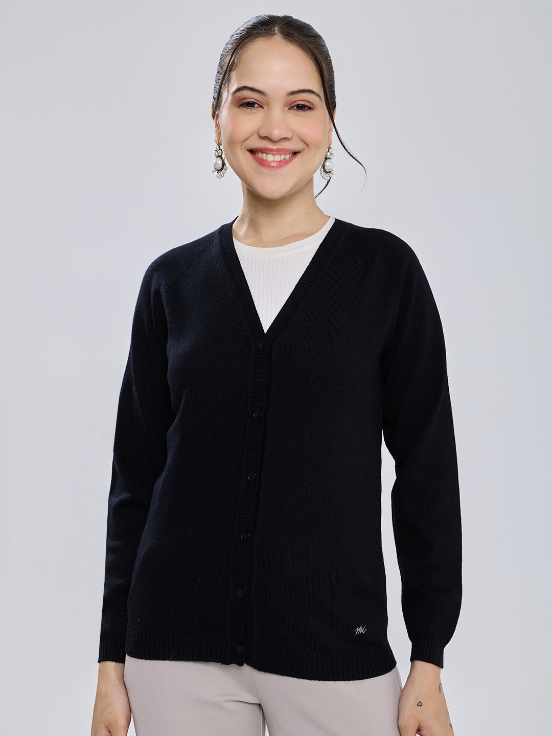 Women Black Solid V Neck Full Sleeve Cardigan