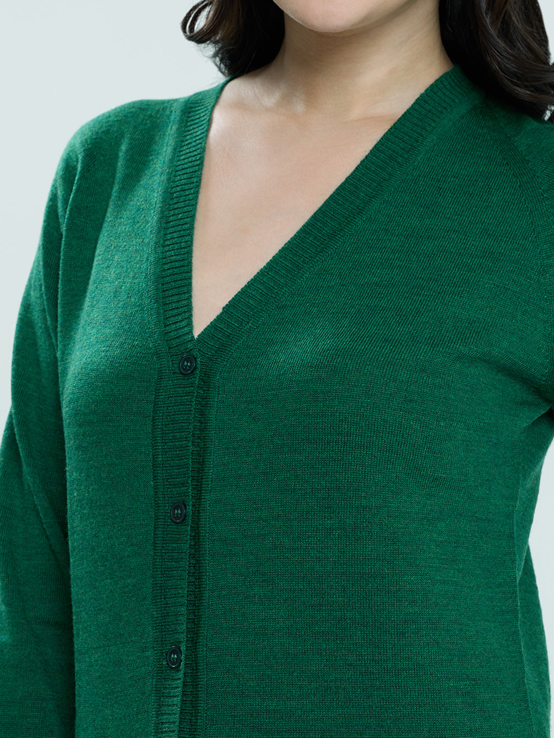 Women Green Solid V Neck Full Sleeve Cardigan