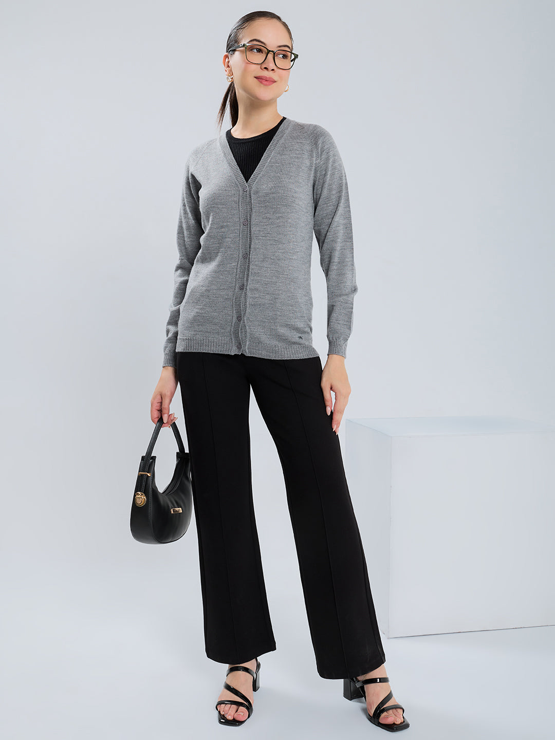Women Grey Solid V Neck Full Sleeve Cardigan